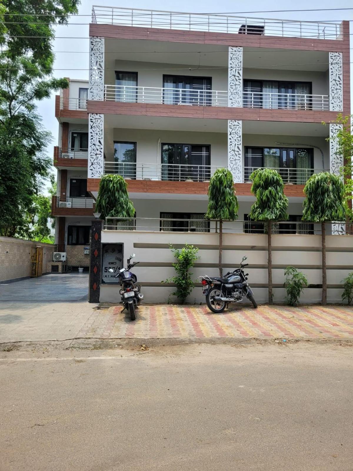 Raj Residency Stay Gurgaon Eksteriør billede